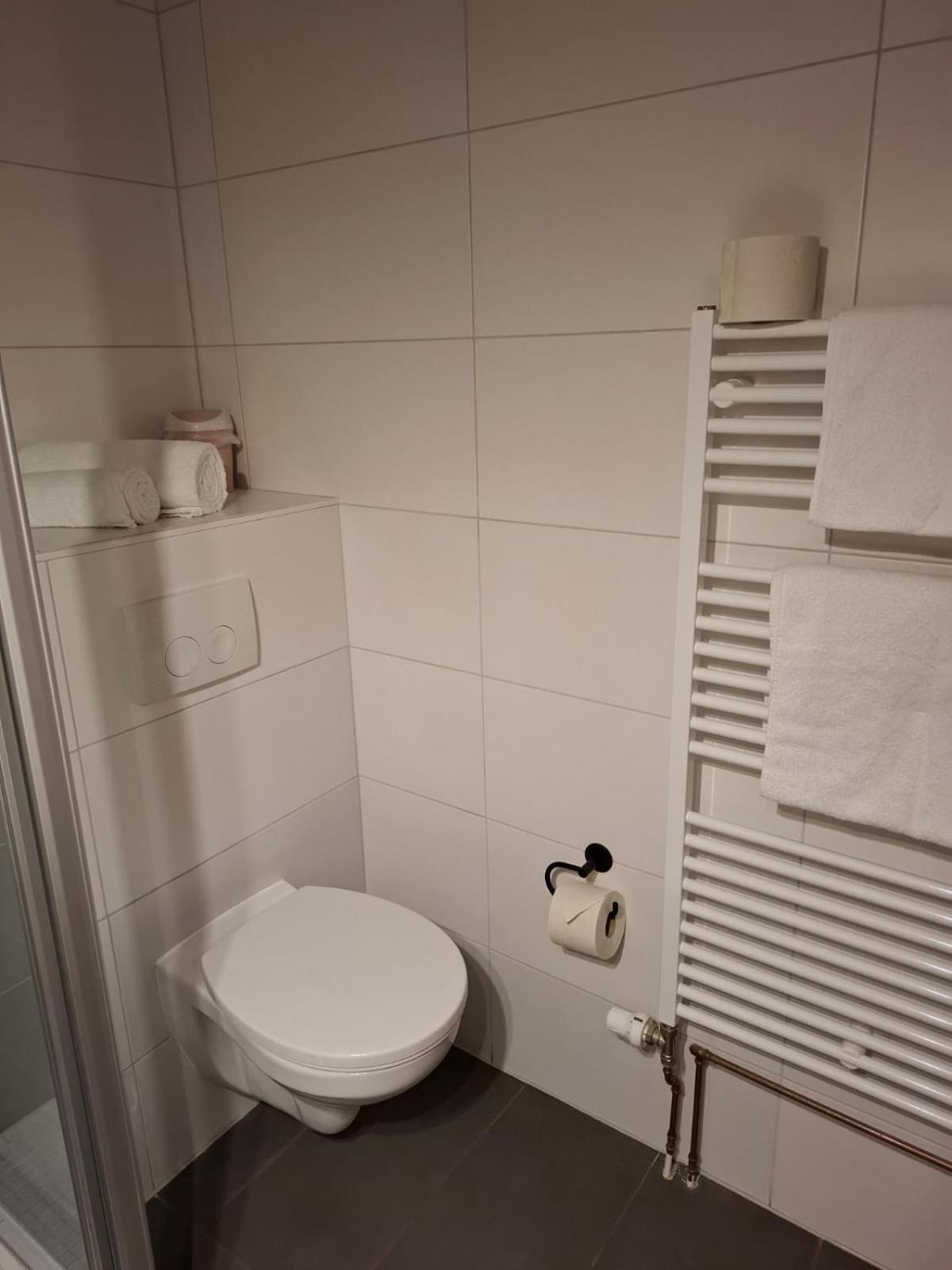 Hotel Am Schwarzen Berg Stade Eksteriør bilde